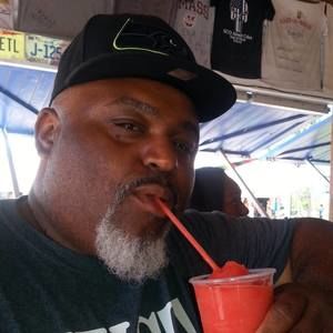 Meet your Posher, Cameron